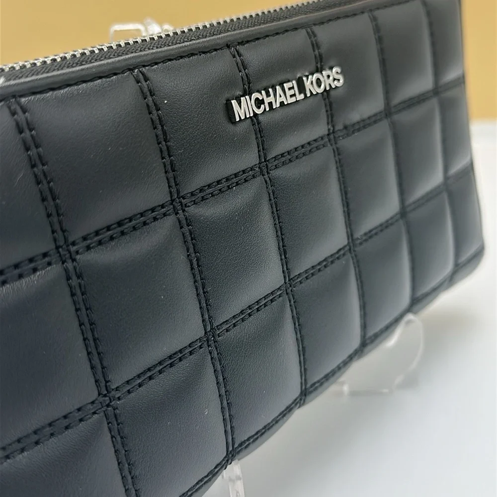 MICHAEL KORS Continental Wristlet Phone Case Wallet Black  NWT